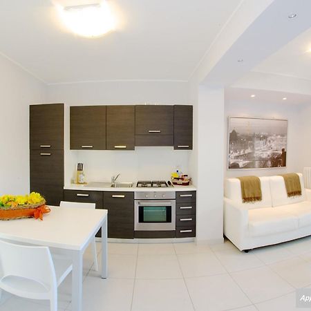 Appartamento Nuvola - Lake Como - Near The Beach - Near The Center 콜리코 외부 사진